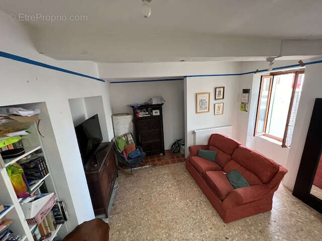 Maison à AZILLE