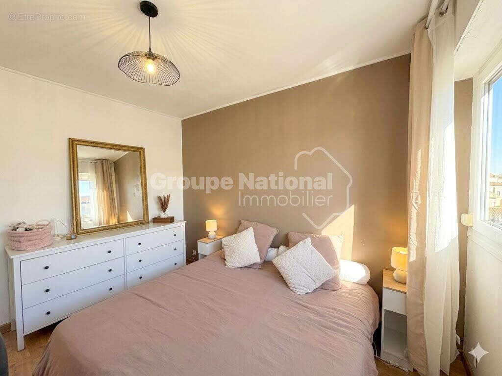 Appartement à MARSEILLE-2E