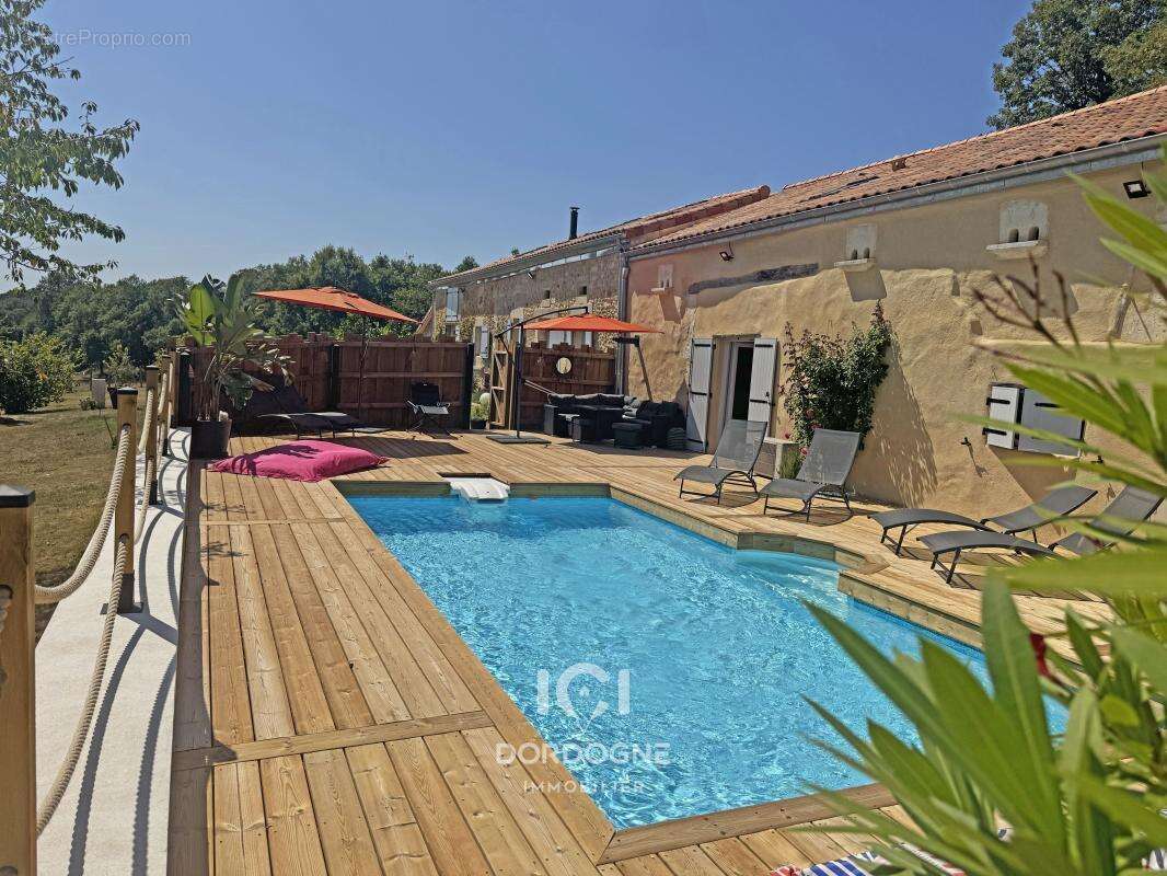 Deux maisons, deux piscines, pas de voisin, vue dégagée - photo 17