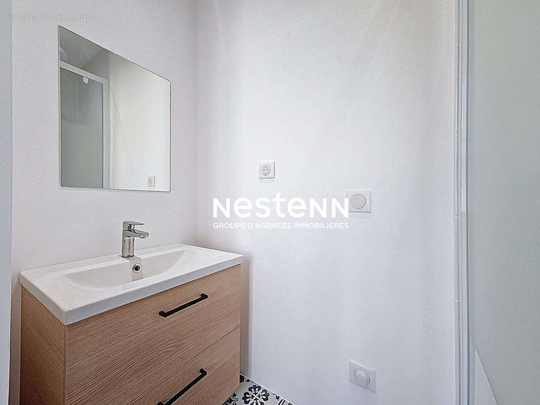 Appartement à VALLAURIS