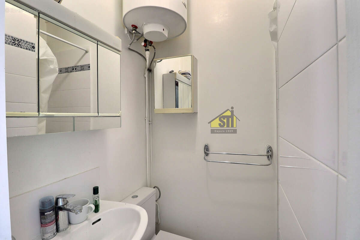 Appartement à PARIS-14E