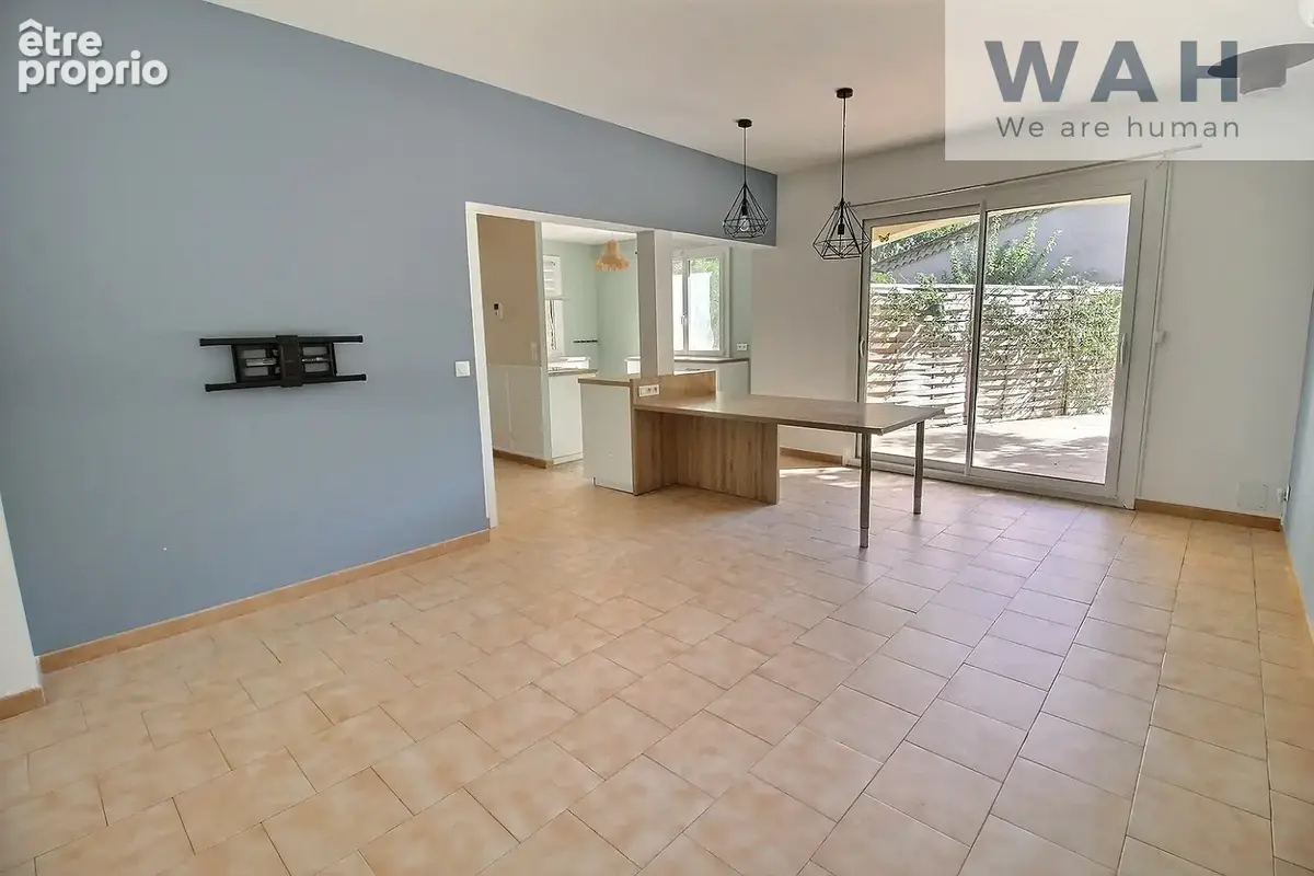 Vente maison 5 pièces beau jardin 34190 cazilhac. - photo 2