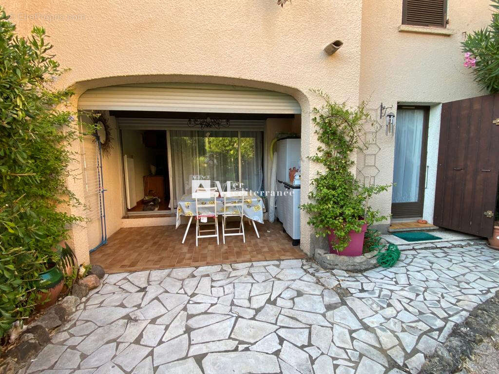 Appartement à COGOLIN