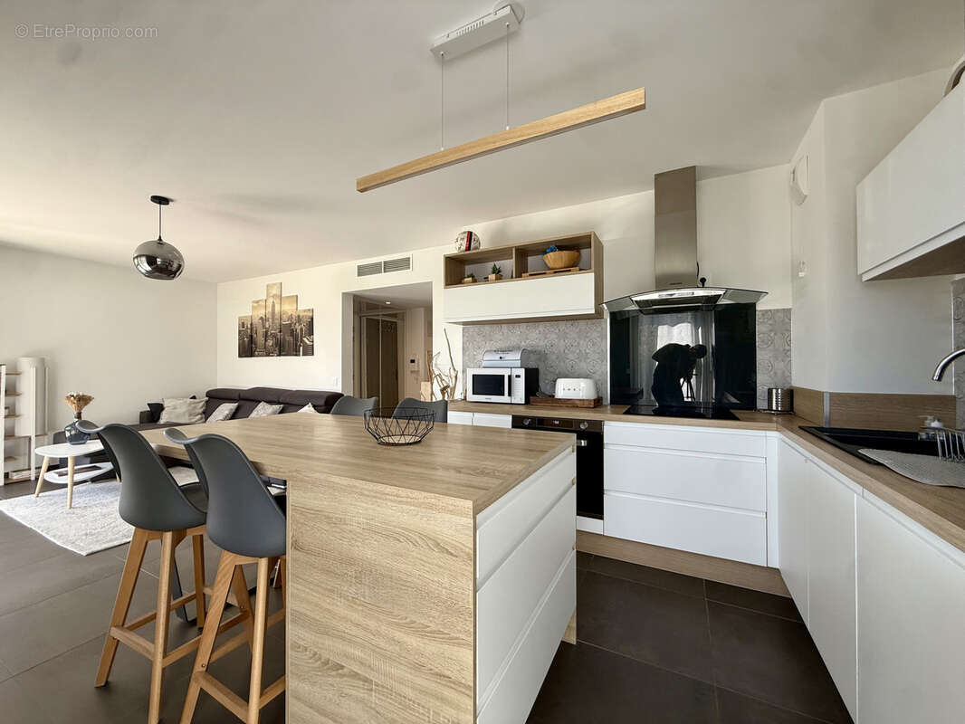 Appartement à ROQUEBRUNE-CAP-MARTIN