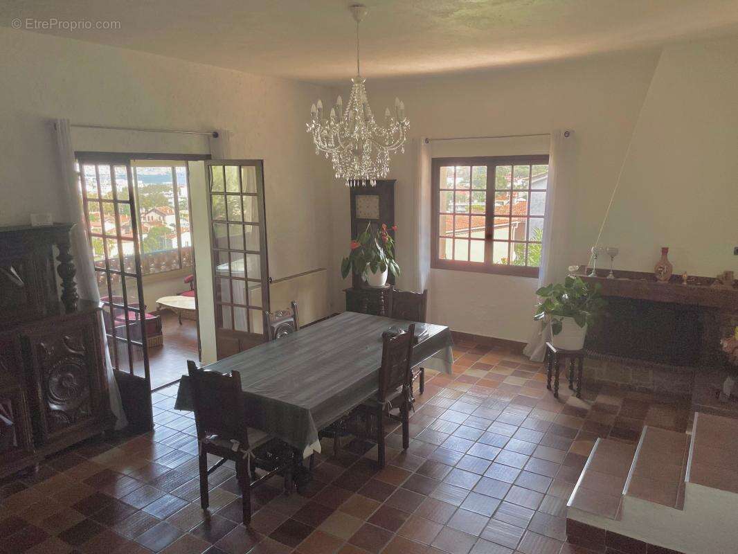 Maison à LA SEYNE-SUR-MER