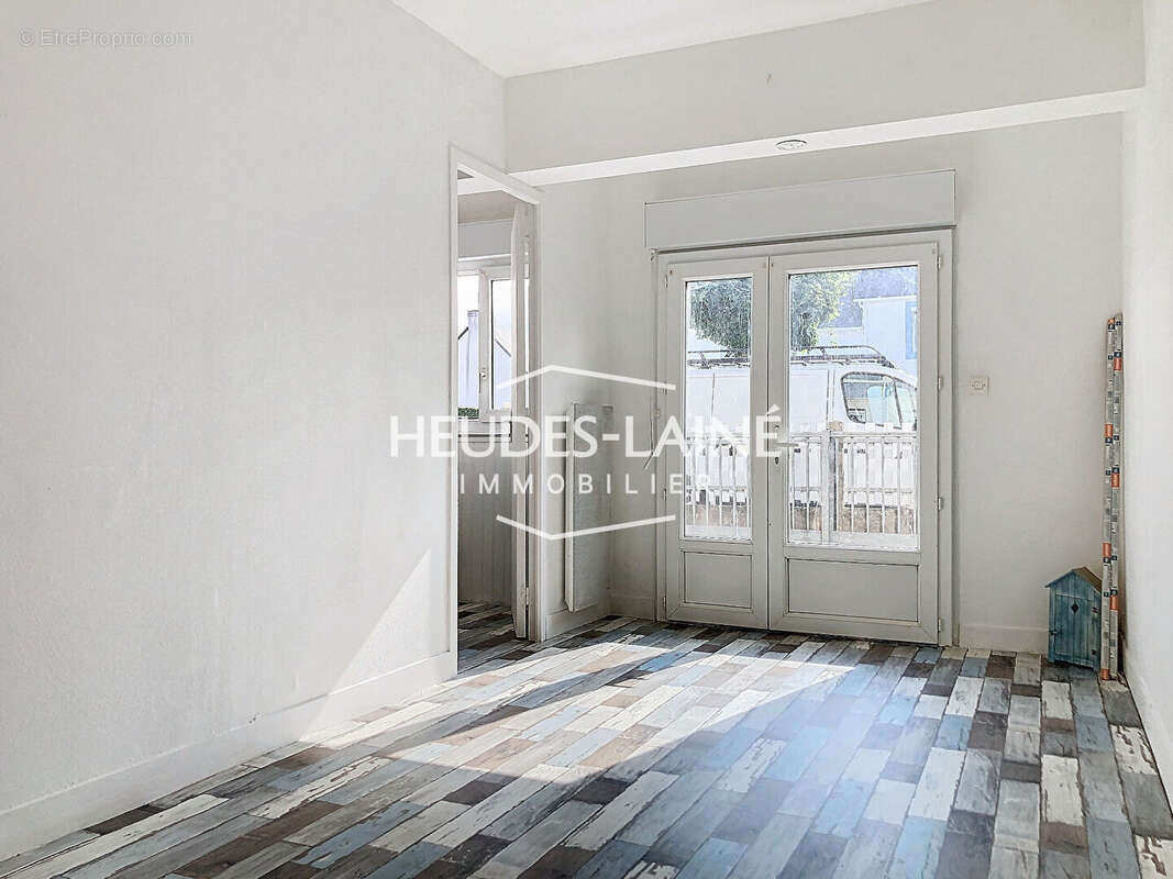 Appartement à SAINT-PAIR-SUR-MER