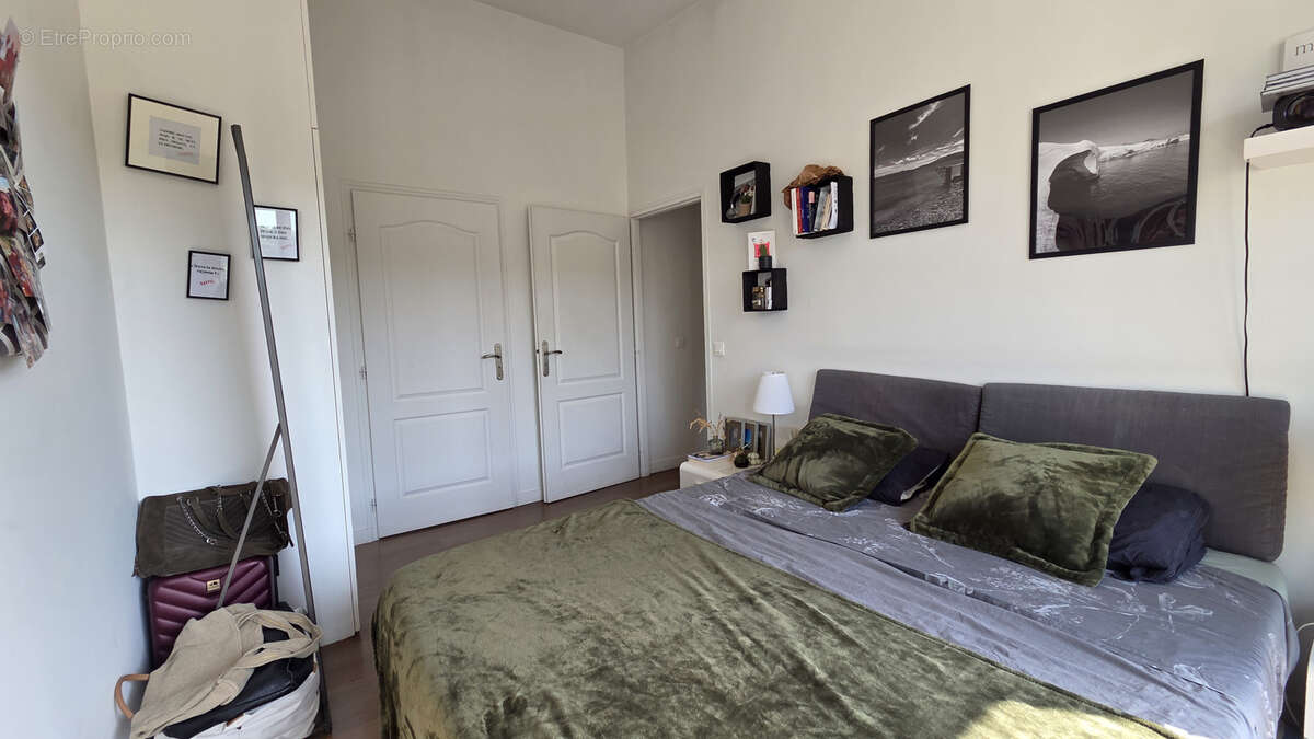 Appartement à NANTERRE