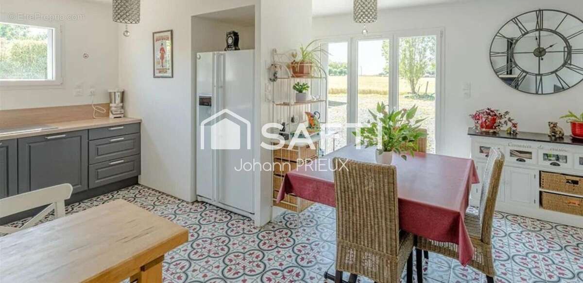 Photo 2 - Maison à COMMES