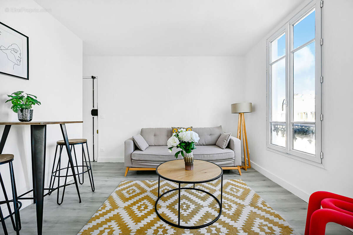 Appartement à PARIS-12E