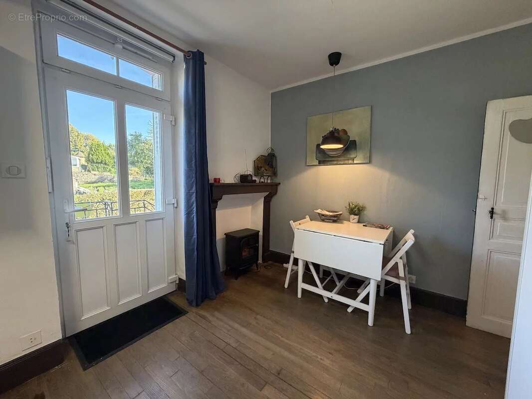 Maison à ARLEUF