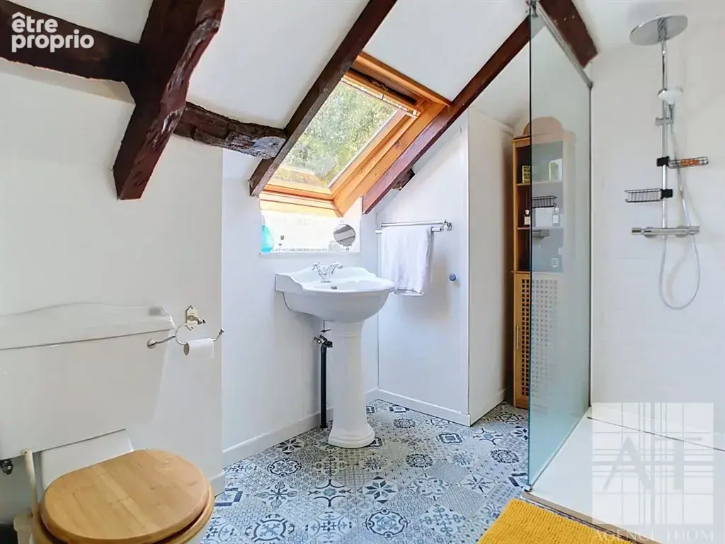 Ensemble immobilier de deux maisons, charme et authenticité - photo 10