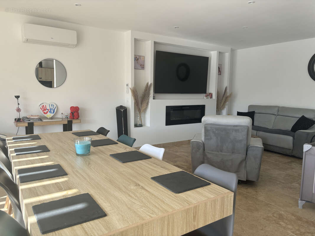 Maison à VAISON-LA-ROMAINE