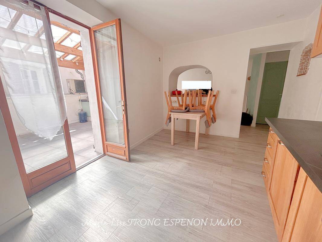 Maison à COURTHEZON