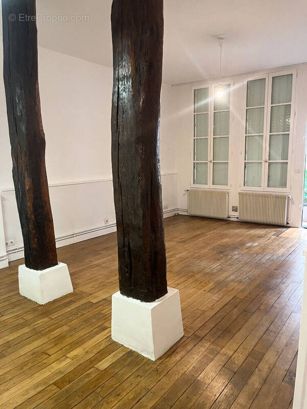 Appartement à PARIS-9E