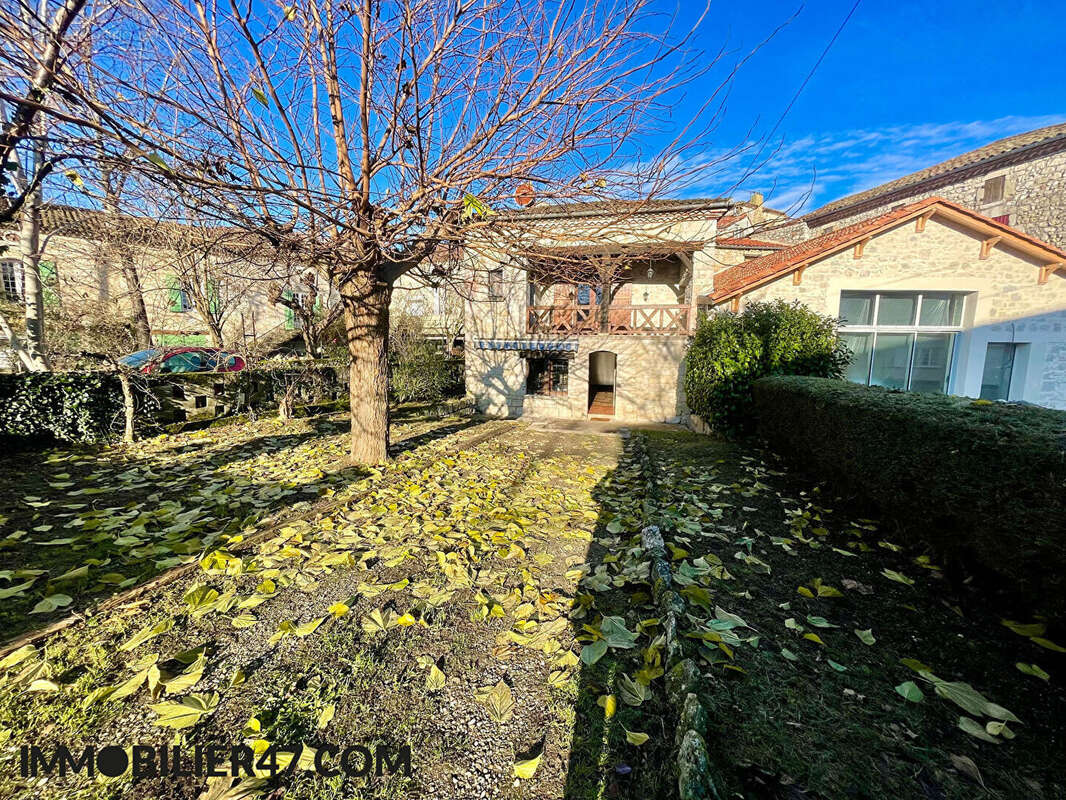Maison à LAUGNAC