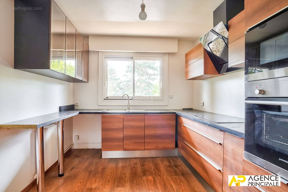 Appartement à MAISONS-LAFFITTE