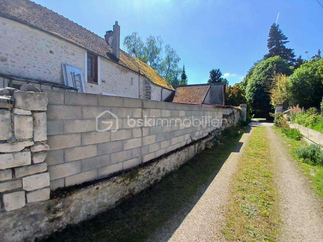 Maison à SAVINS