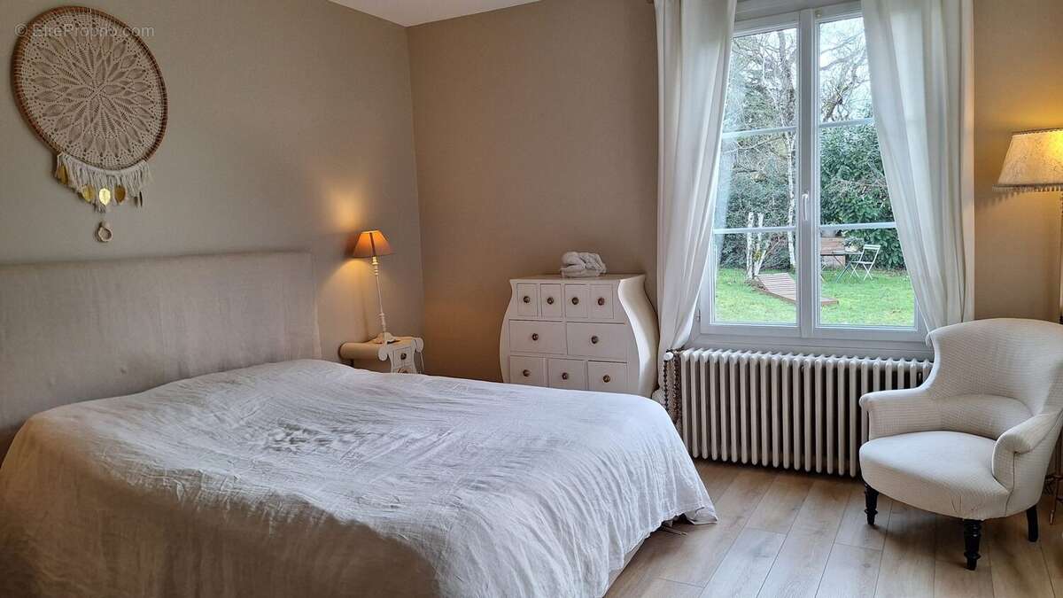 Maison à BUXEROLLES