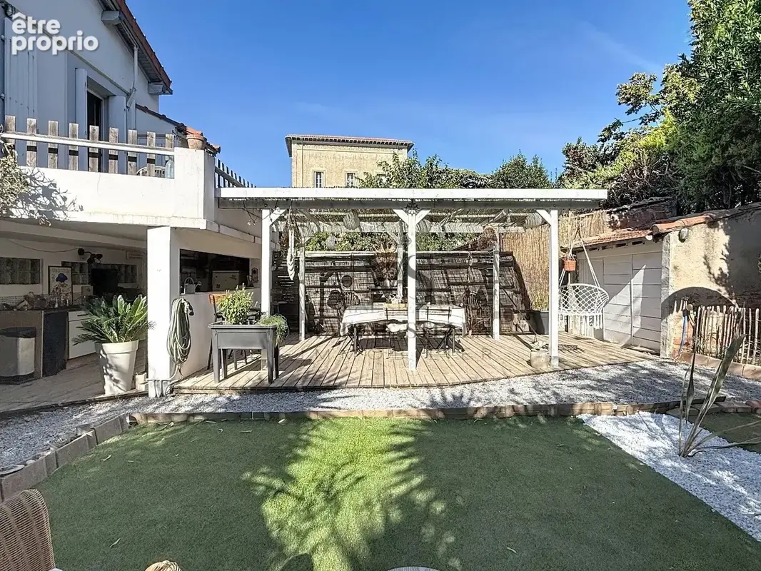 Béziers, quartier des Arènes : maison de maître 1929 avec piscine et garage - photo 17