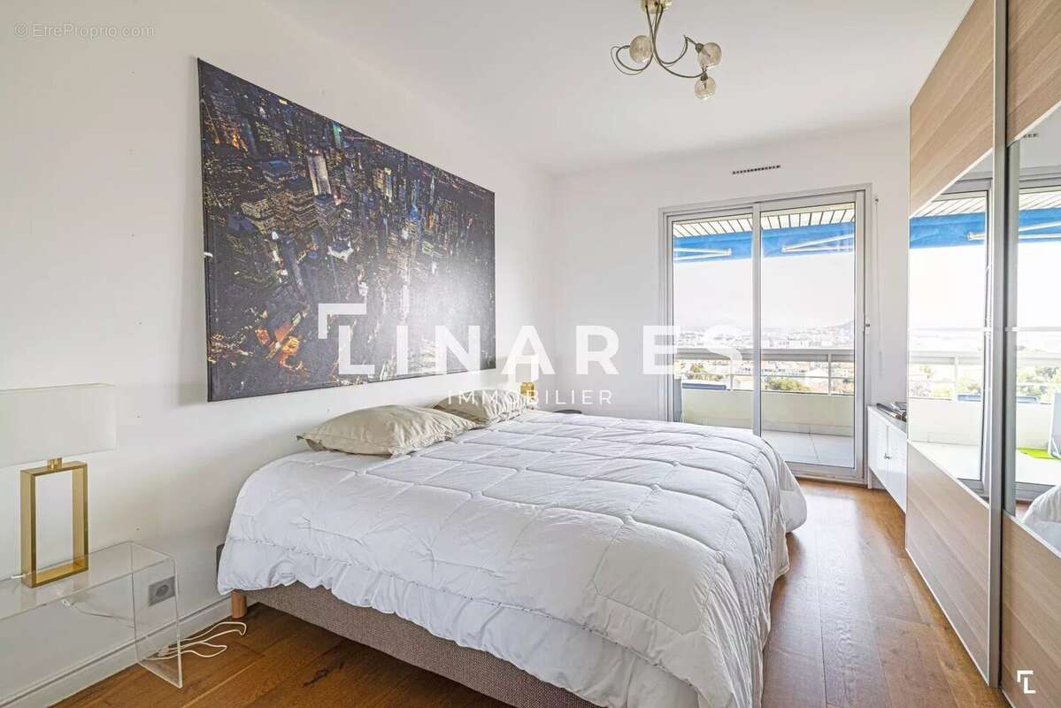Appartement à MARSEILLE-8E