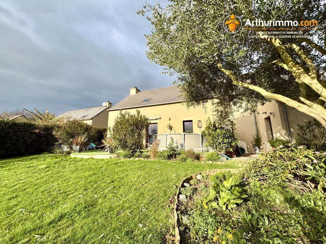 Maison à CHATILLON-EN-VENDELAIS