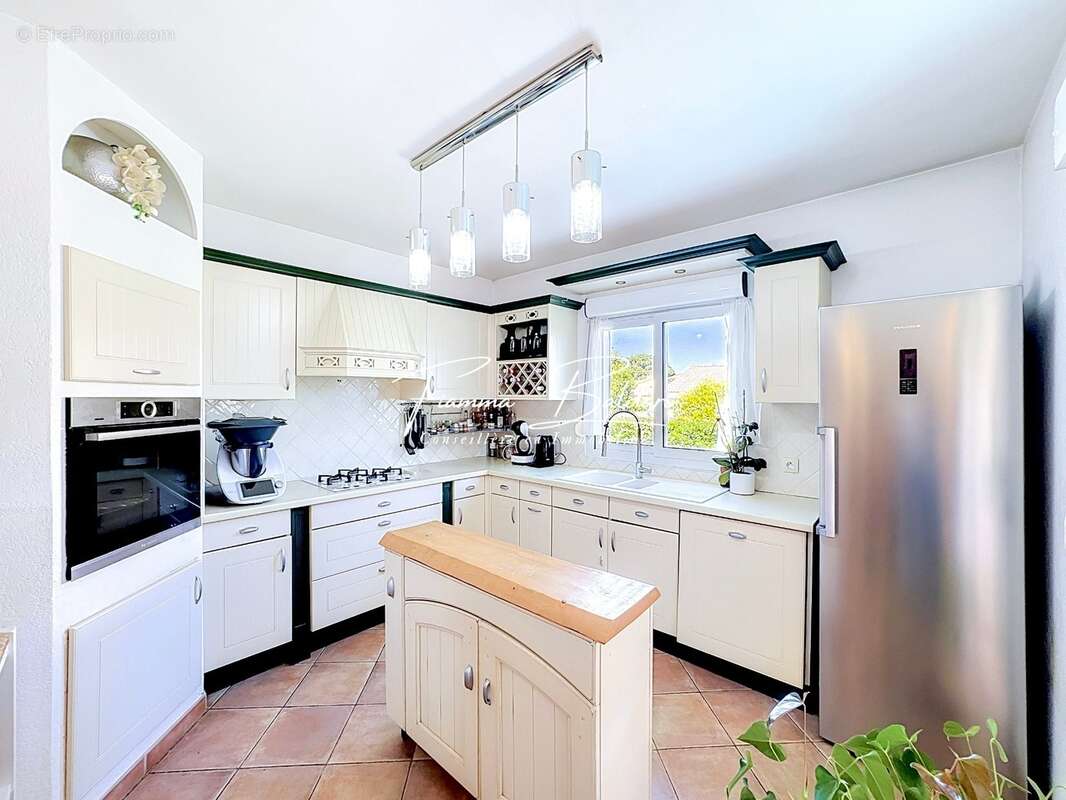 À Vendre, Villa 169m², Bord de mer, Lucciana, Haute-Corse (20) - photo 4