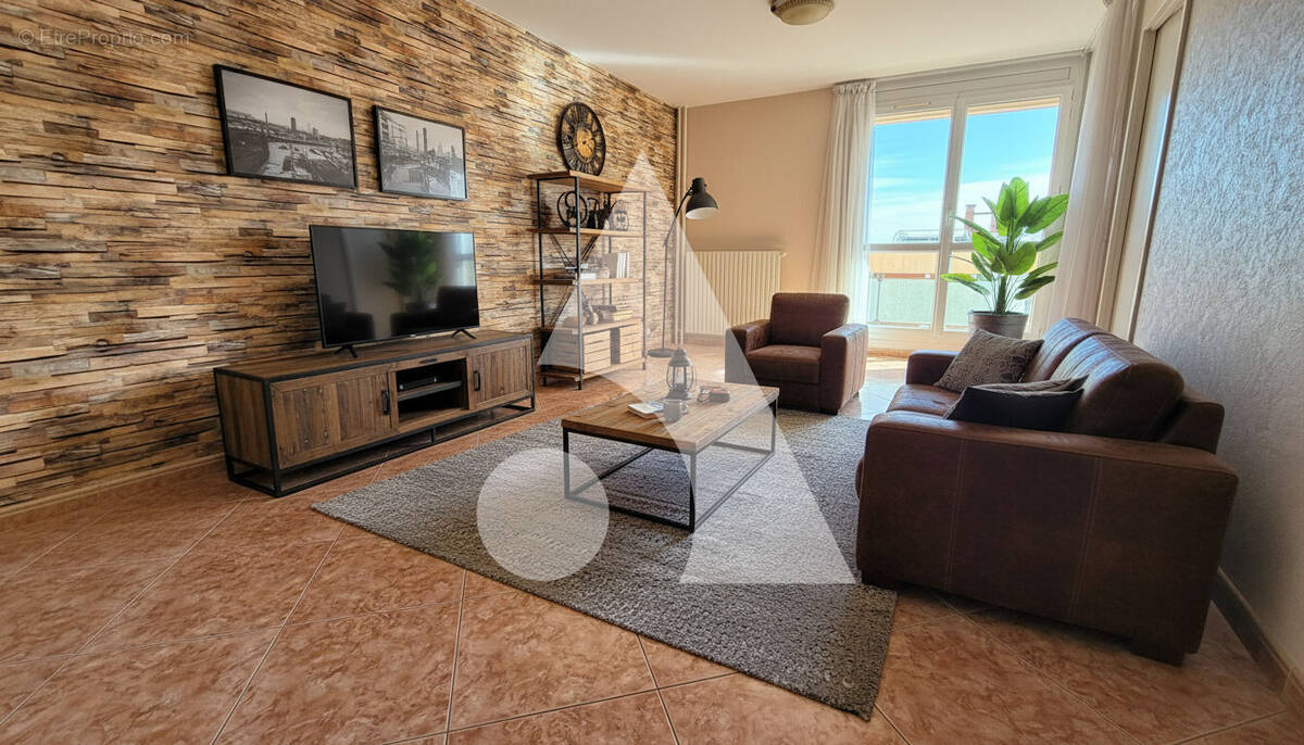 Appartement à EPINAY-SUR-SEINE