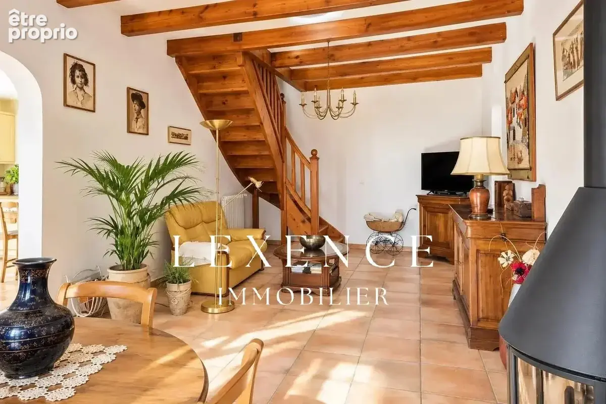Maison à Célony de 129m² avec jardin, garage, cuisine d'été, serre, atelier - photo 11