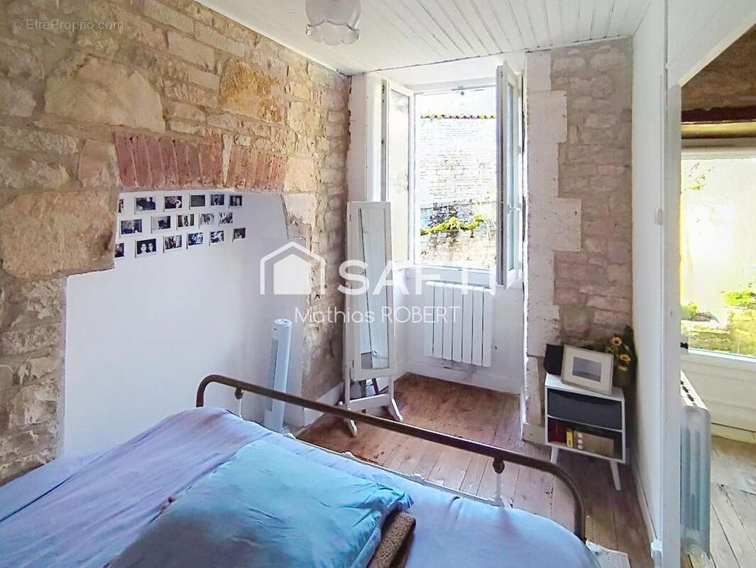 Maison 85 m² à Aussac-Vadalle  - photo 8