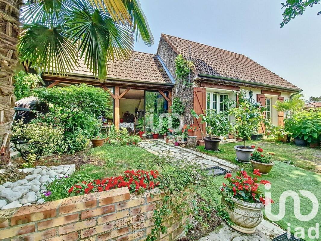 Photo 1 - Maison à VIGNOUX-SUR-BARANGEON