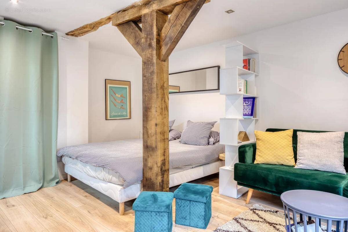 Maison à EQUEMAUVILLE