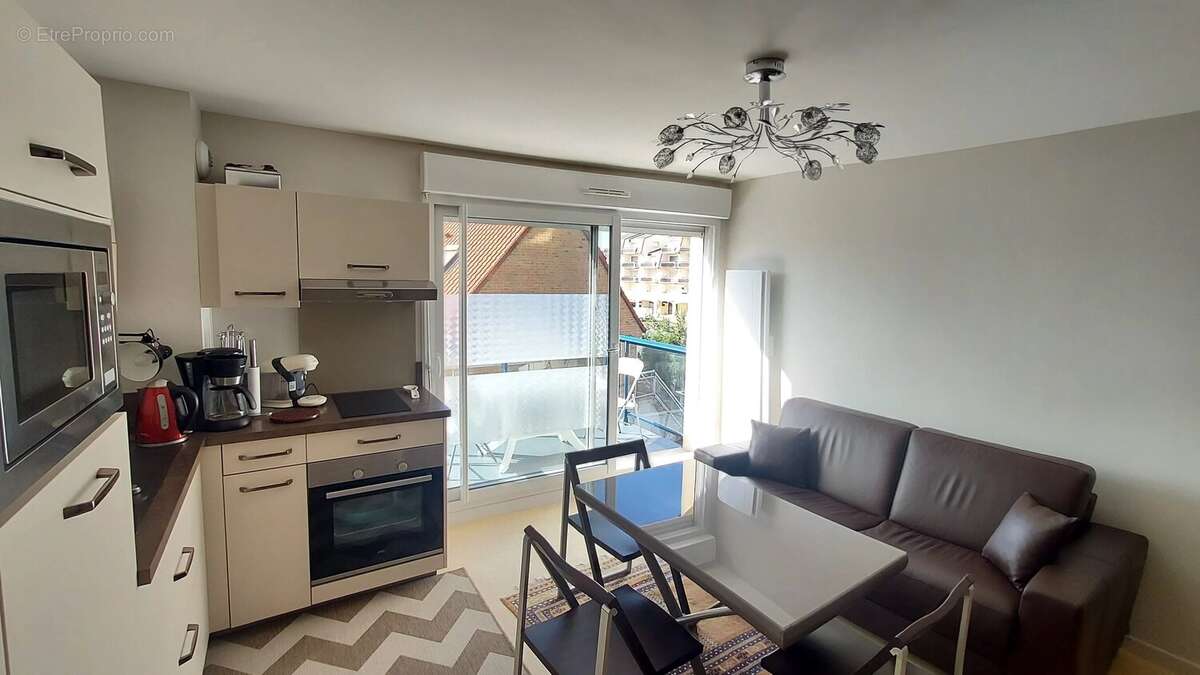 Appartement à CAMIERS