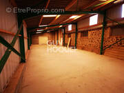 Commerce à MONTAUBAN-DE-BRETAGNE