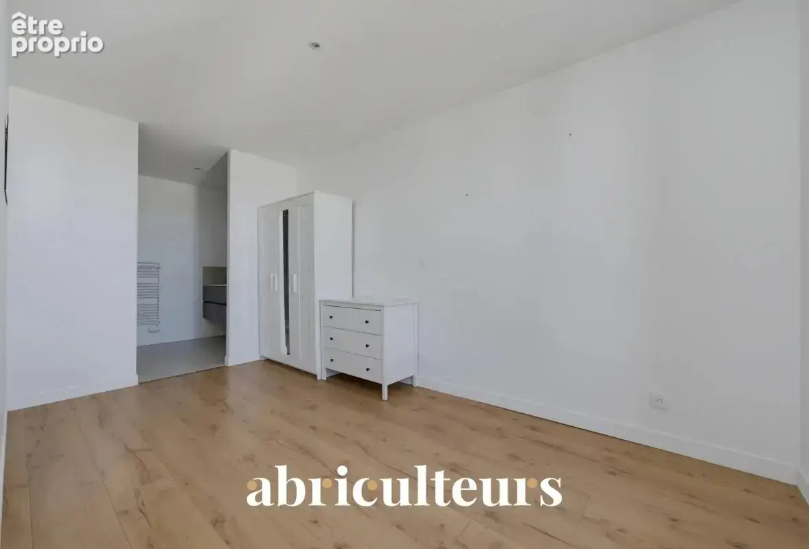 Appartement duplex lumineux grande hauteur sous plafond en vente à Bordeaux 33300 - photo 13