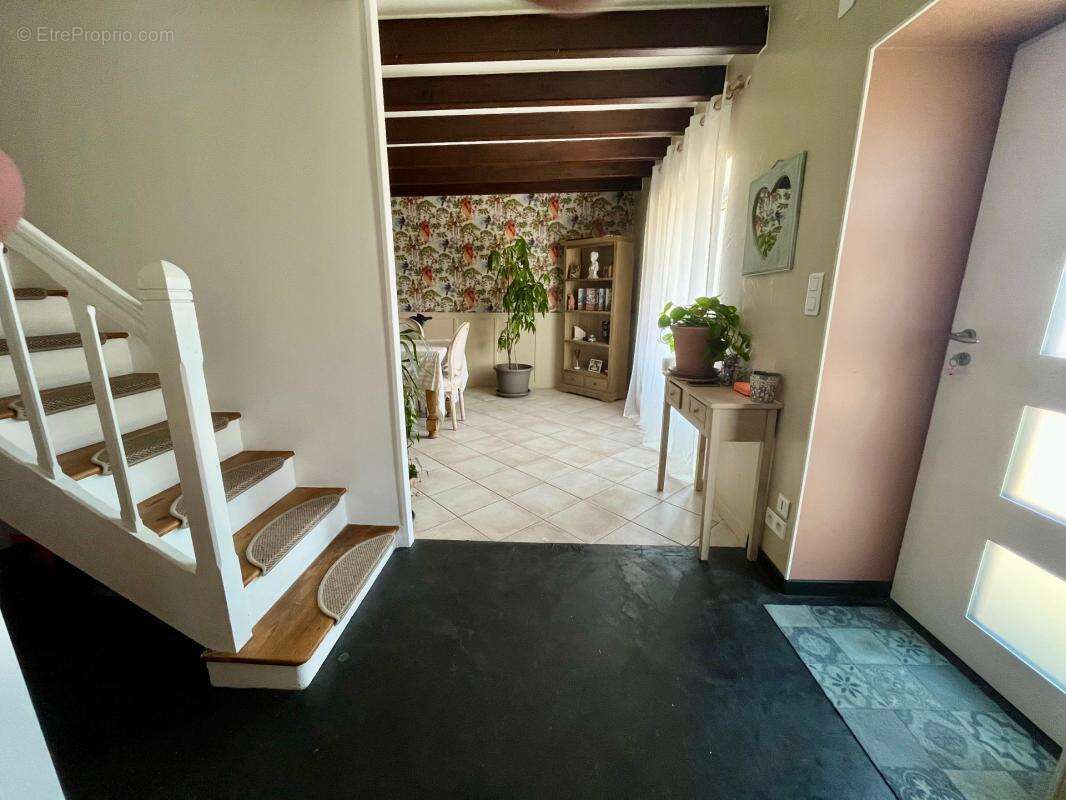 Les magnils reigniers (85) - beugne l'abbe - rarissime maison en pierres renovee 4 chambres avec jardin - photo 8