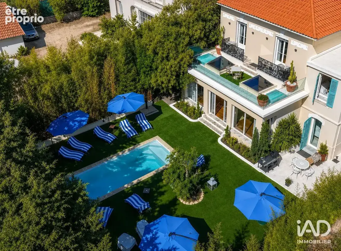 Photo 1 - Maison à LE CANNET