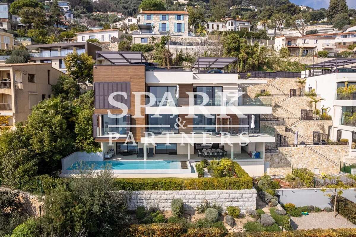 Maison à ROQUEBRUNE-CAP-MARTIN