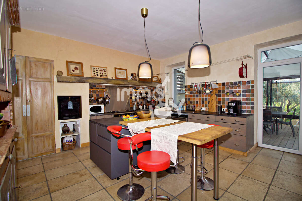 Maison à SAINT-ANDRE-DE-ROQUELONGUE