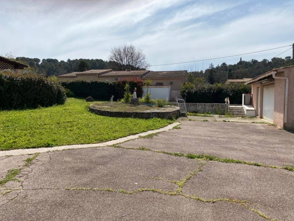 Terrain à PIERREFEU-DU-VAR