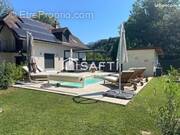 Photo 1 - Maison à ENTRE-DEUX-GUIERS