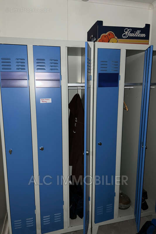 Commerce à FRESNAY-SUR-SARTHE