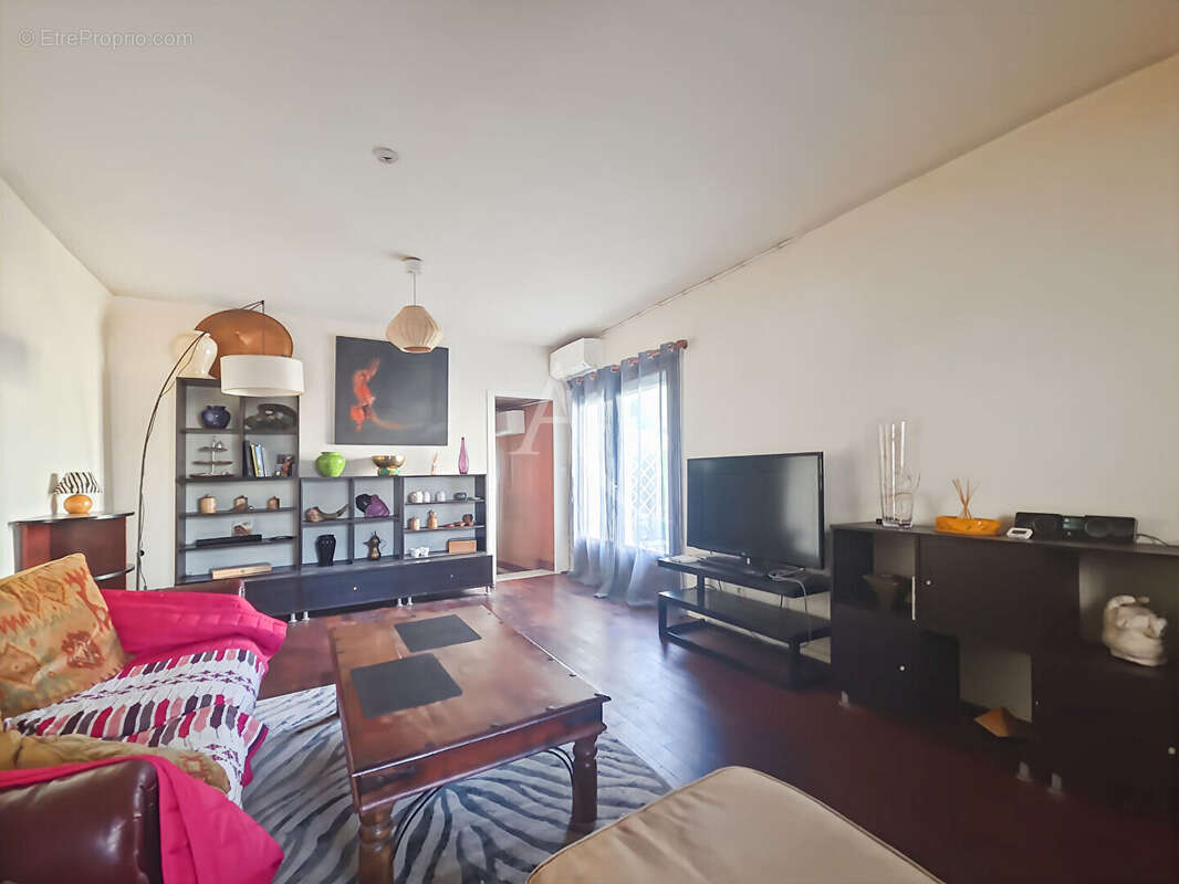 Maison à OINVILLE-SUR-MONTCIENT