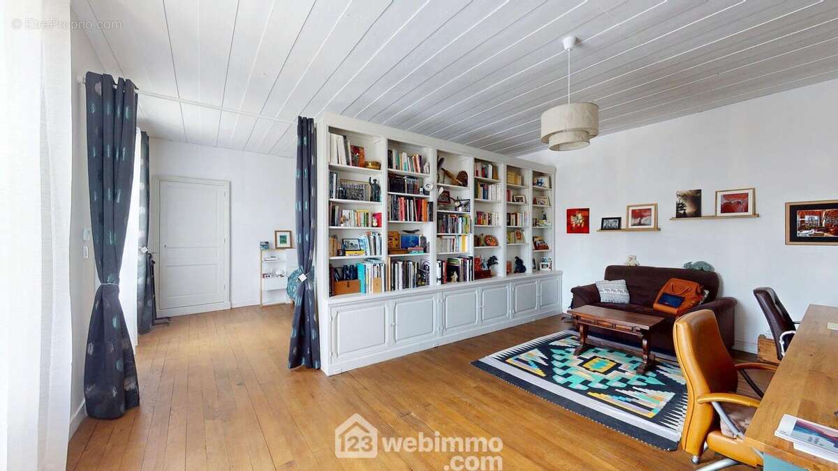 Bureau - Maison à ROSNAY