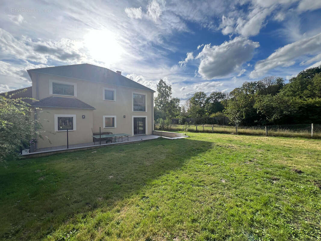 Maison à RAMBOUILLET