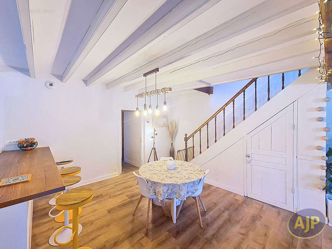 Maison à L'HERBERGEMENT