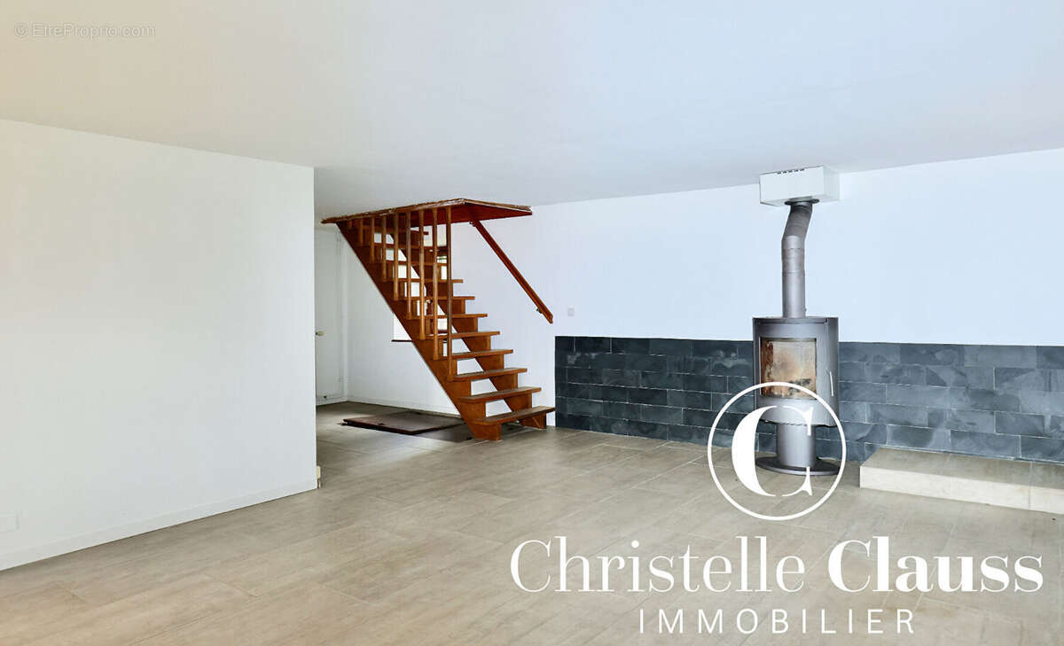 Maison à VILLARS-LE-SEC