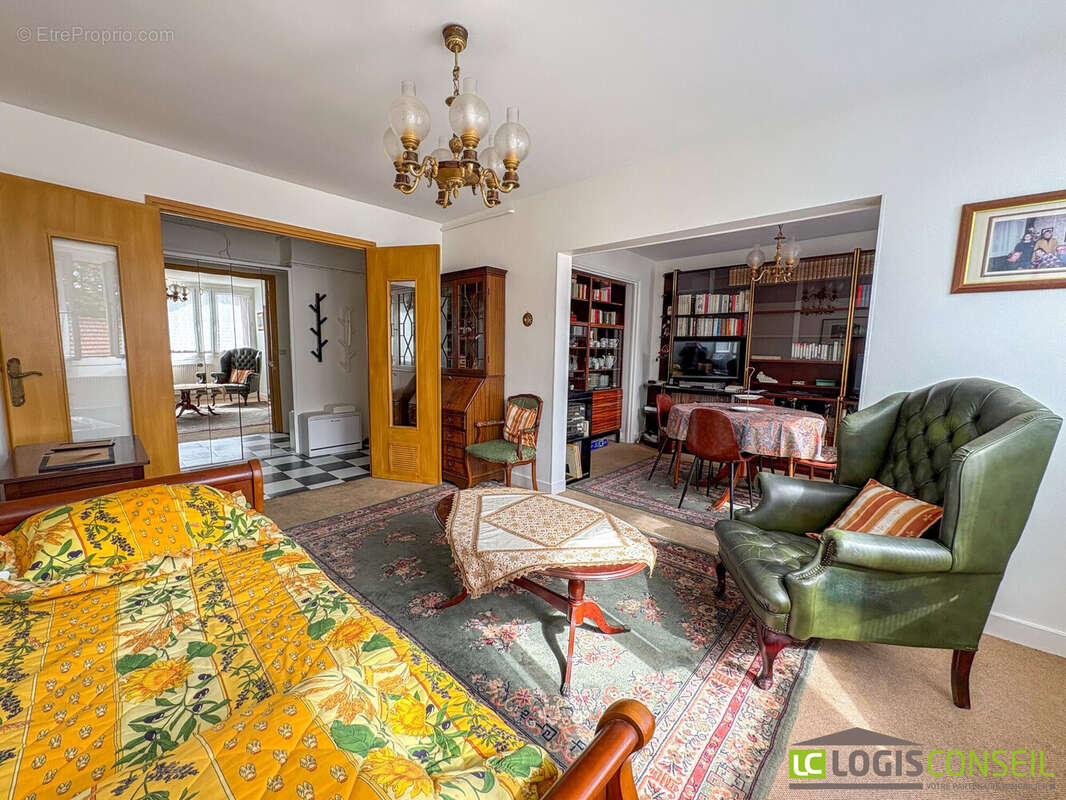 Appartement à CHATILLON