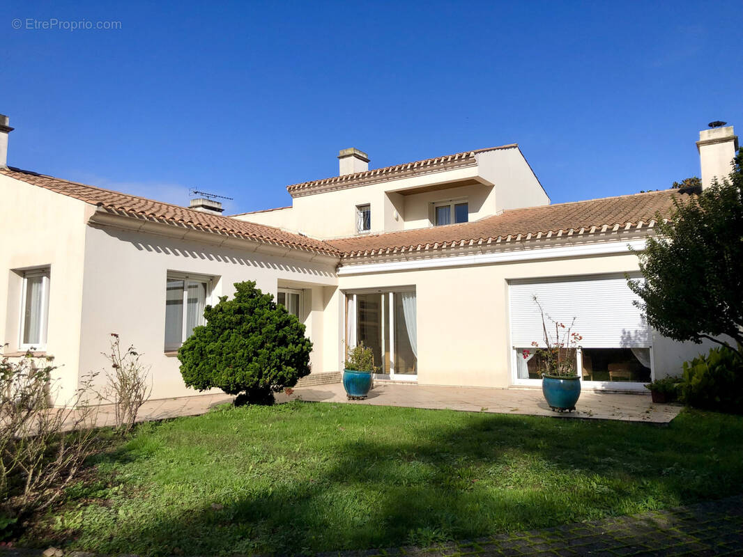Maison à BEAUVOIR-SUR-MER