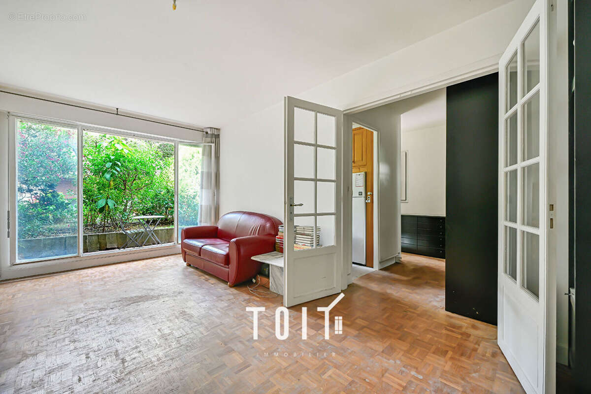 Appartement à PARIS-15E