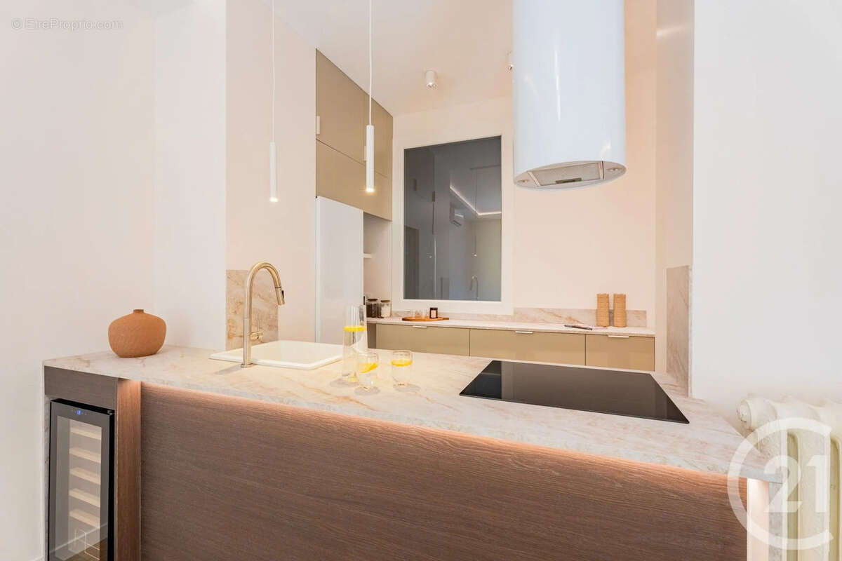 Appartement 70 m² à Nice  - photo 7
